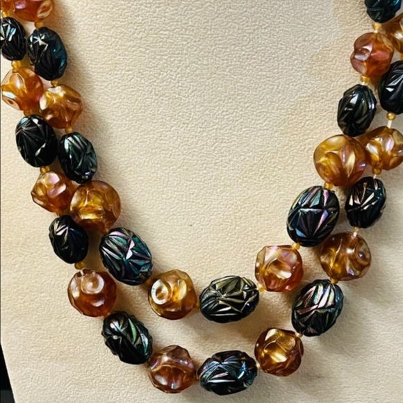 BOGO Vintage Signed Made in Austria Necklace “Carnival Glass” Plastic 2 Strand - Picture 6 of 9